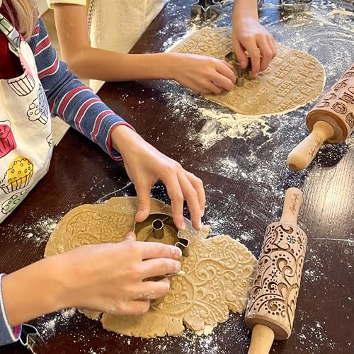 Wooden Embossing Rolling Pin Q91089