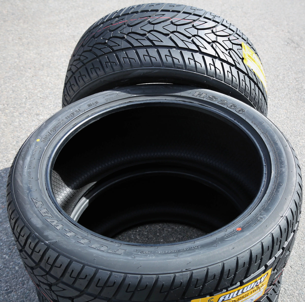 Set of 4 275/55R20 117H XL A/S Performance Tires R20897