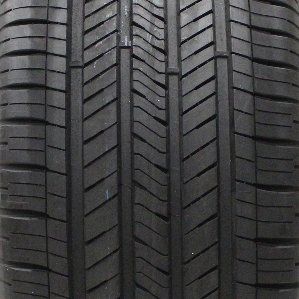 All Season 245/40R20 95W Passenger Tire D160803
