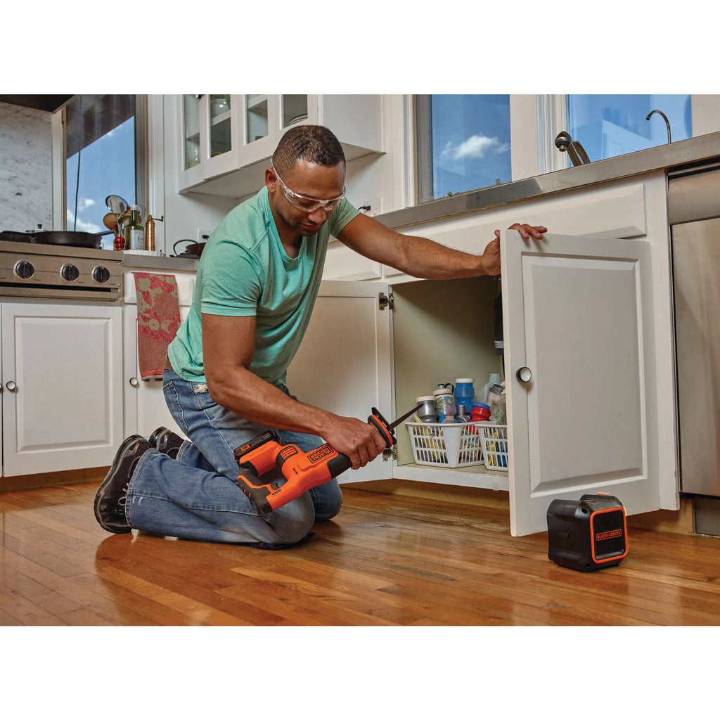 Cordless Reciprocating Saw Kit U247