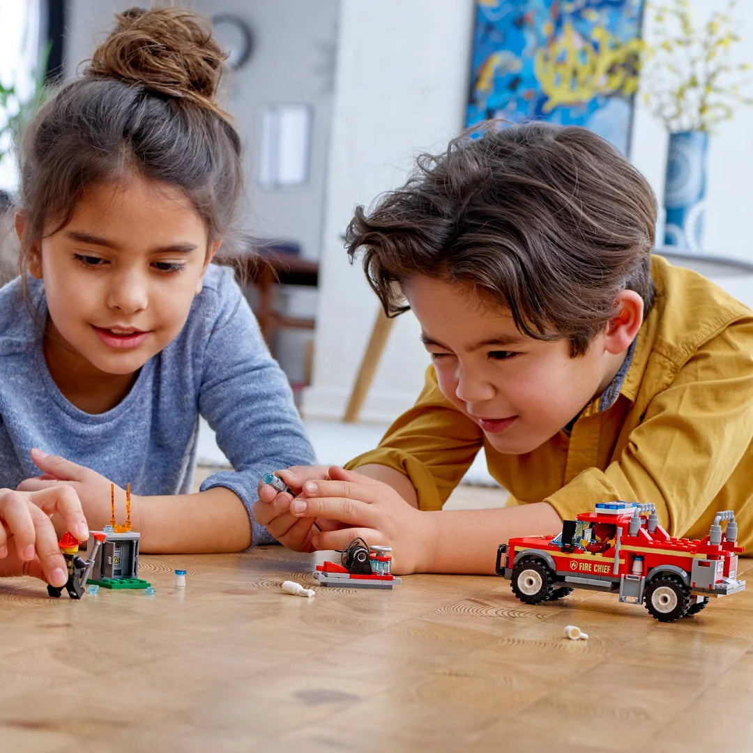 Fire Truck Building Set V78053