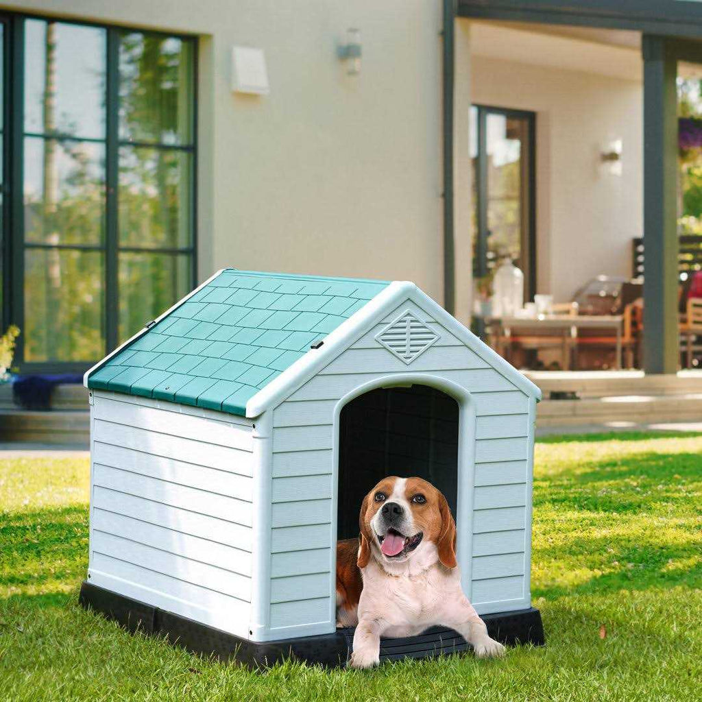 Plastic Dog House R540295
