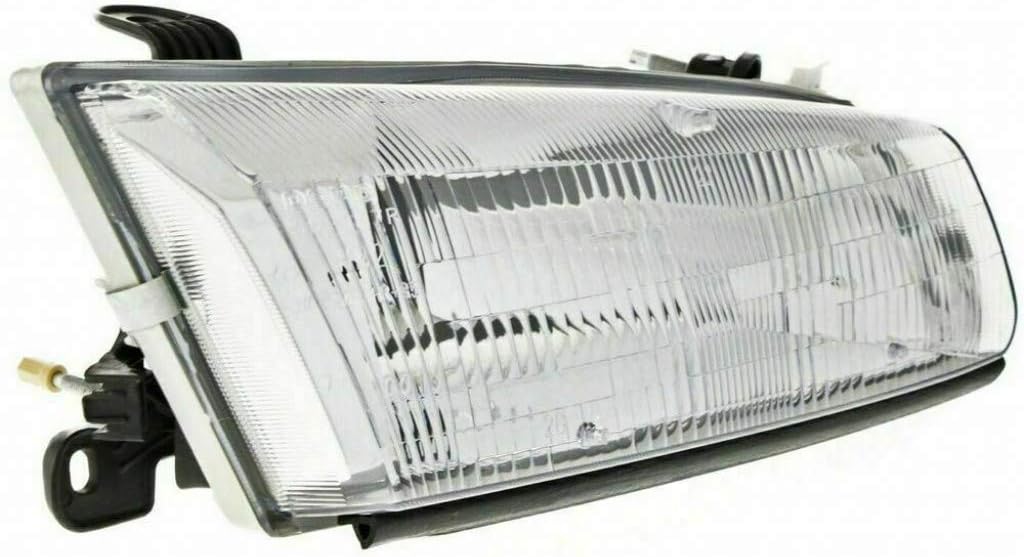 1997-1999 Toyota Camry Pair Head Lights Driver and Passenger Side X4608