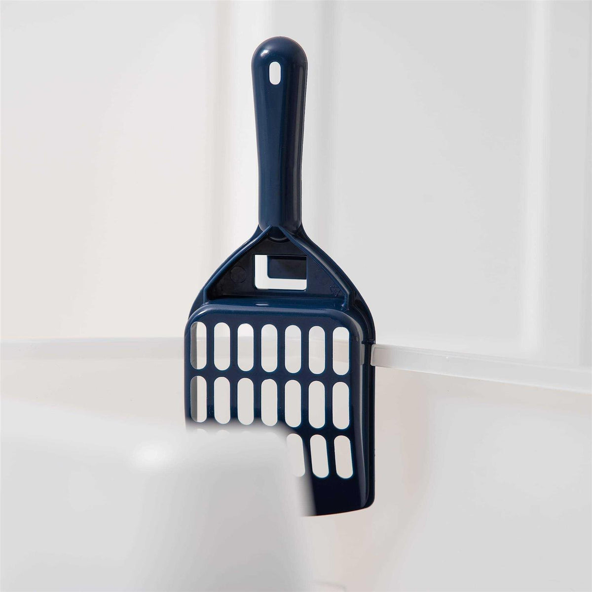 Open Top Cat Litter Box with Shield and Scoop Q47286