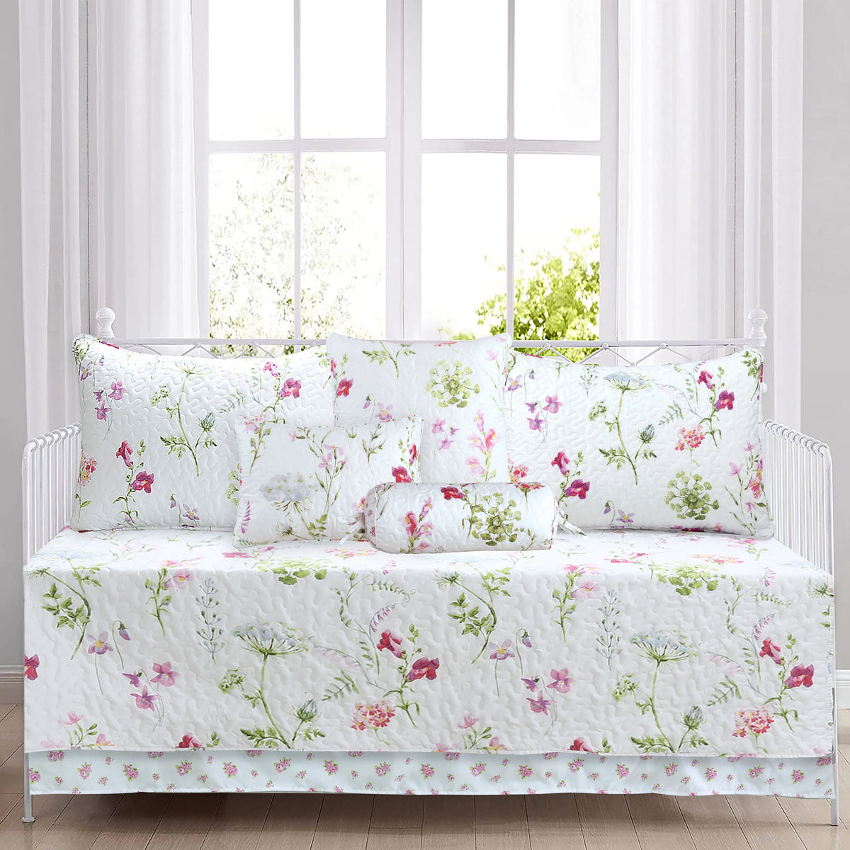 7-Piece Microfiber Reversible DayBed Bedding Set with Throw Pillows N3265